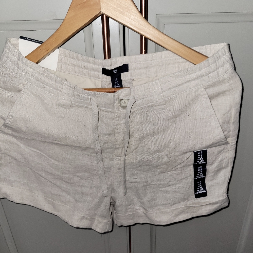 Gap shorts